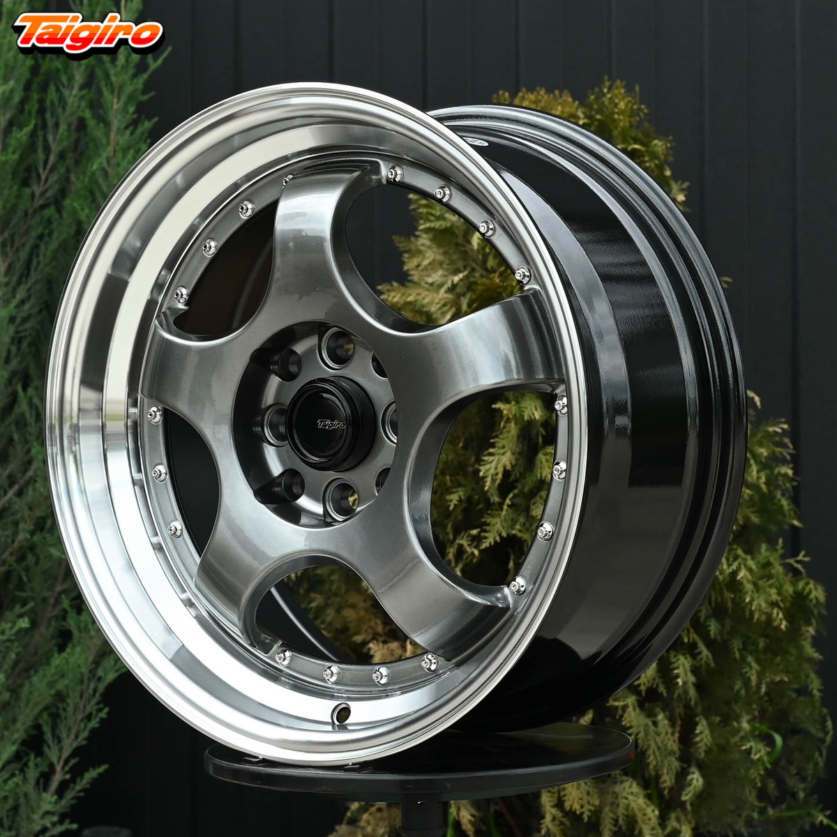 R16 SSR SP1 Стиль 7.0J ET35 4*100/114.3 Темный хром