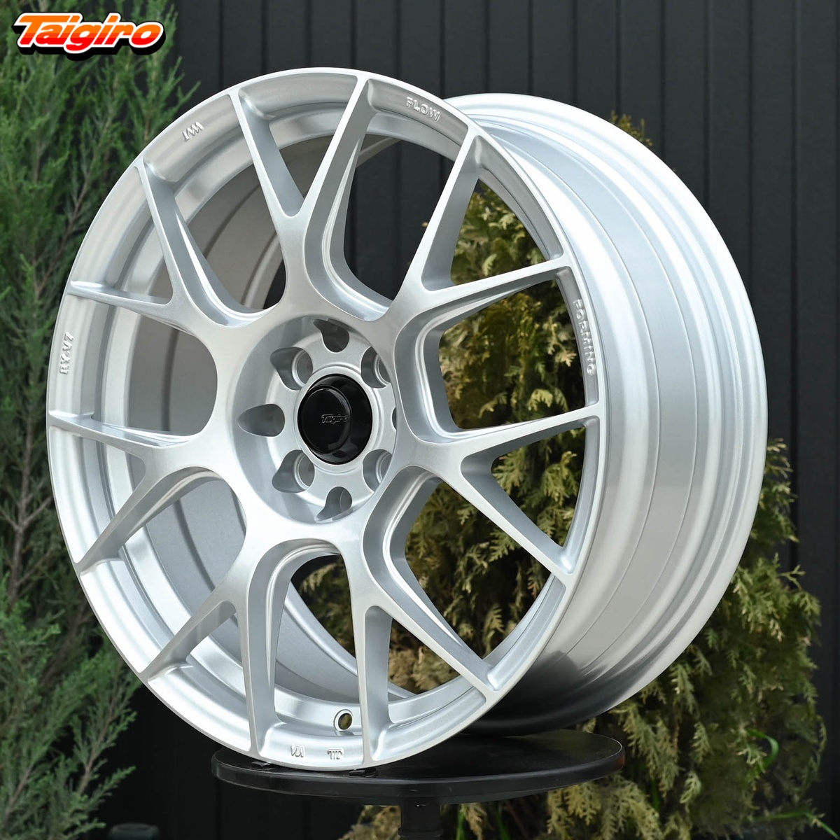 R17 Taigiro Spirit 7.5J ET40 4*100/114.3 Серебро