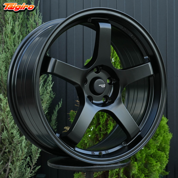 R19 Advan GT стиль 8.5 ET38 5*112 Черный