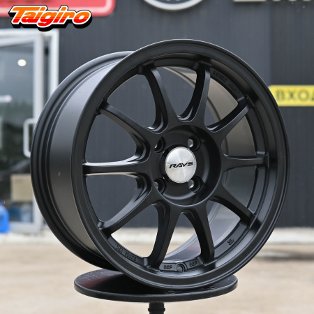R15 Volk Racing CE28 Стиль 7.0J ET35 4*100 Черный мат