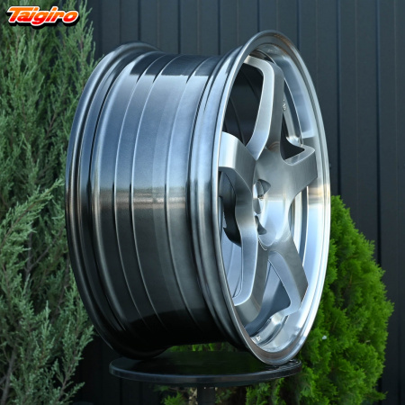 R18 Advan GT Стиль 8.0J ET40 5*100 Темный хром