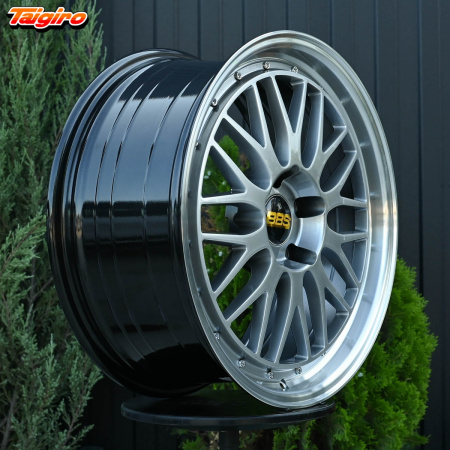 R18 BBS LM Стиль 8.0J ET38 5*114.3 Темный хром