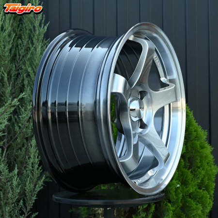R16 Advan GT Стиль 7.5J ET30 4*100 Серебро