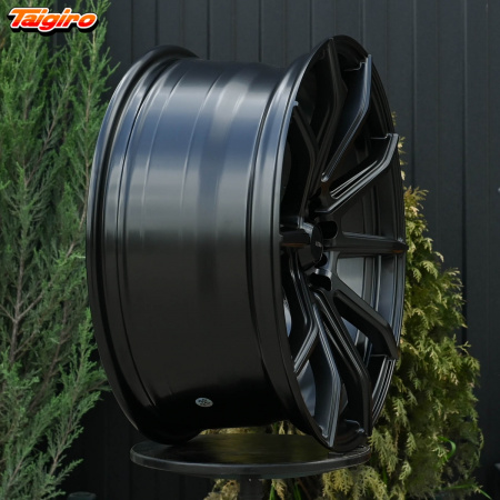 R18 Taigiro Spider 8.0J ET30 5*100/114.3 Черный