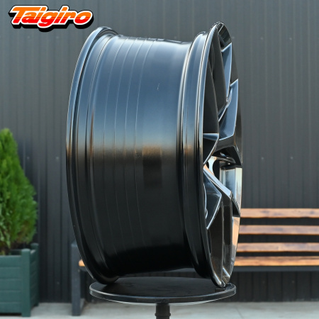 R19 Taigiro FF117 8.5J ET35 5*114.3 Темный хром