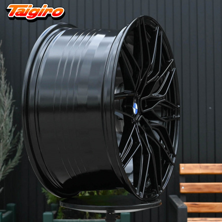 R19 Taigiro M-Стиль 9.5J ET35 5*112 Черный
