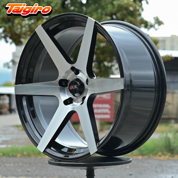R18 Taigiro XXR 8.5J ET30 5*114.3 Черный ФЗ