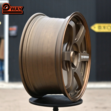 R17 Volk Racing TE37SL Стиль 8.0J ET38 5*114.3 Бронза