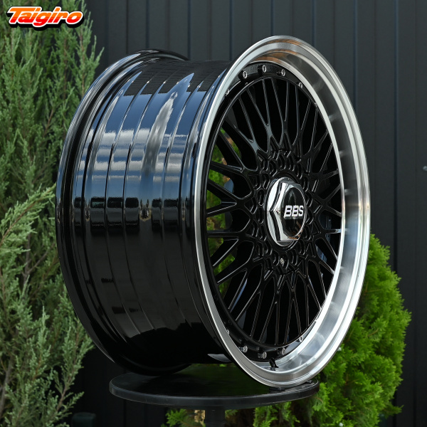 R17 BBS RS Стиль 7.5J ET38 5*114.3 Черный