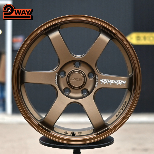 R17 Volk Racing TE37SL Стиль 8.0J ET38 5*114.3 Бронза