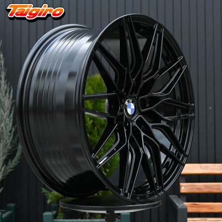 R19 Taigiro M-Стиль 8.5J ET35 5*112 Черный