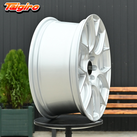 R16 BBS CH-R Стиль 7.0J ET40 4*100/114.3 Серебро