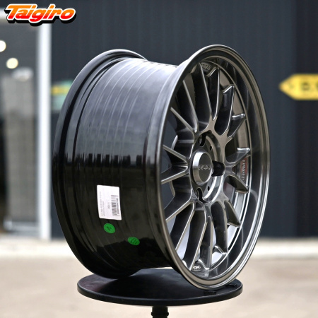 R15 Rays RE30 Стиль 7.0J ET35 4*100/114.3 Темный хром