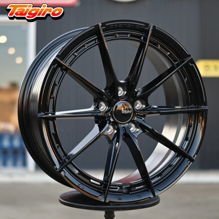 R17 Vorsteiner V-FF Стиль 7.5J ET35 5*112 Черный